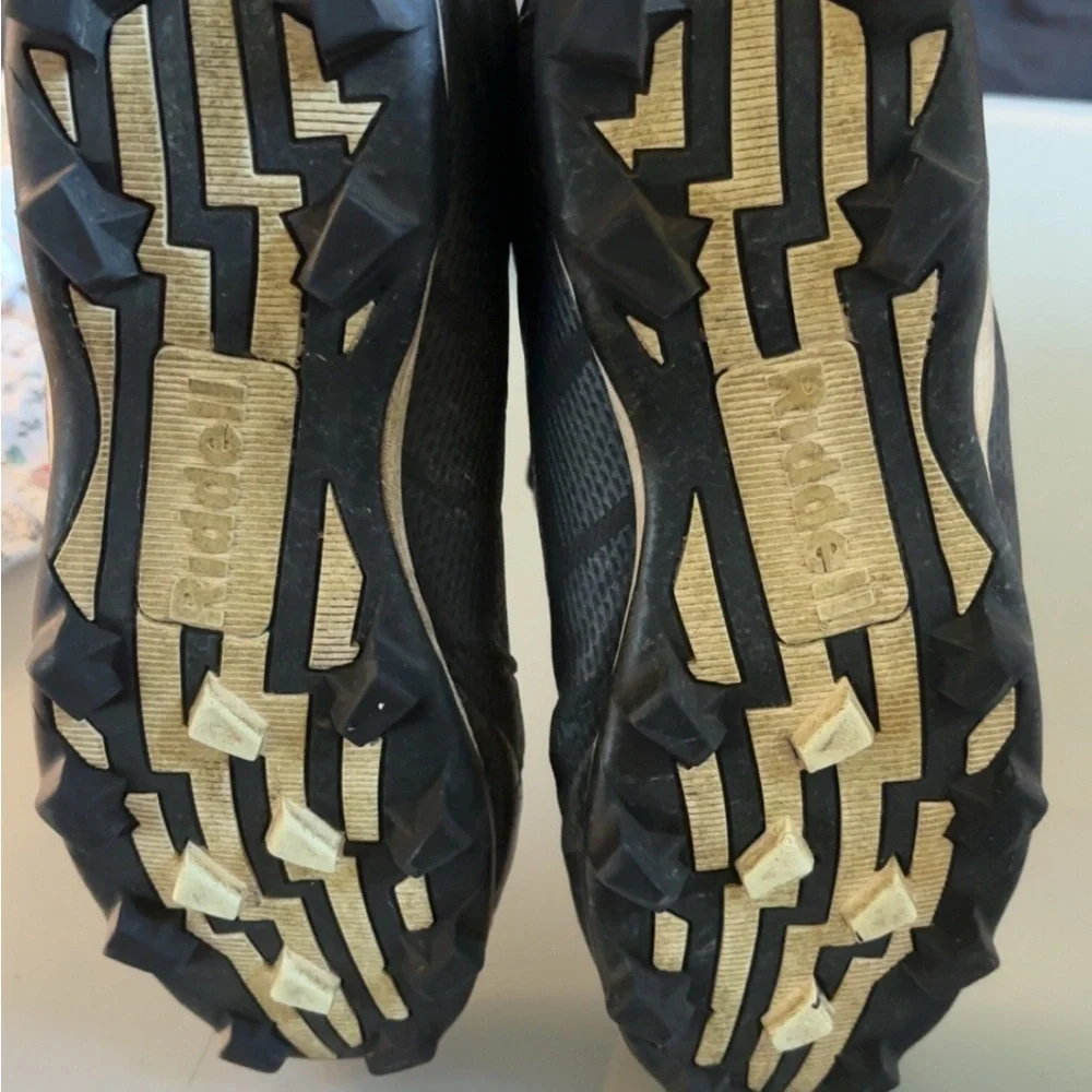 Riddell Men Football Cleats Black Yellow Lace Up Athletic‎ Shoes Size Unknown